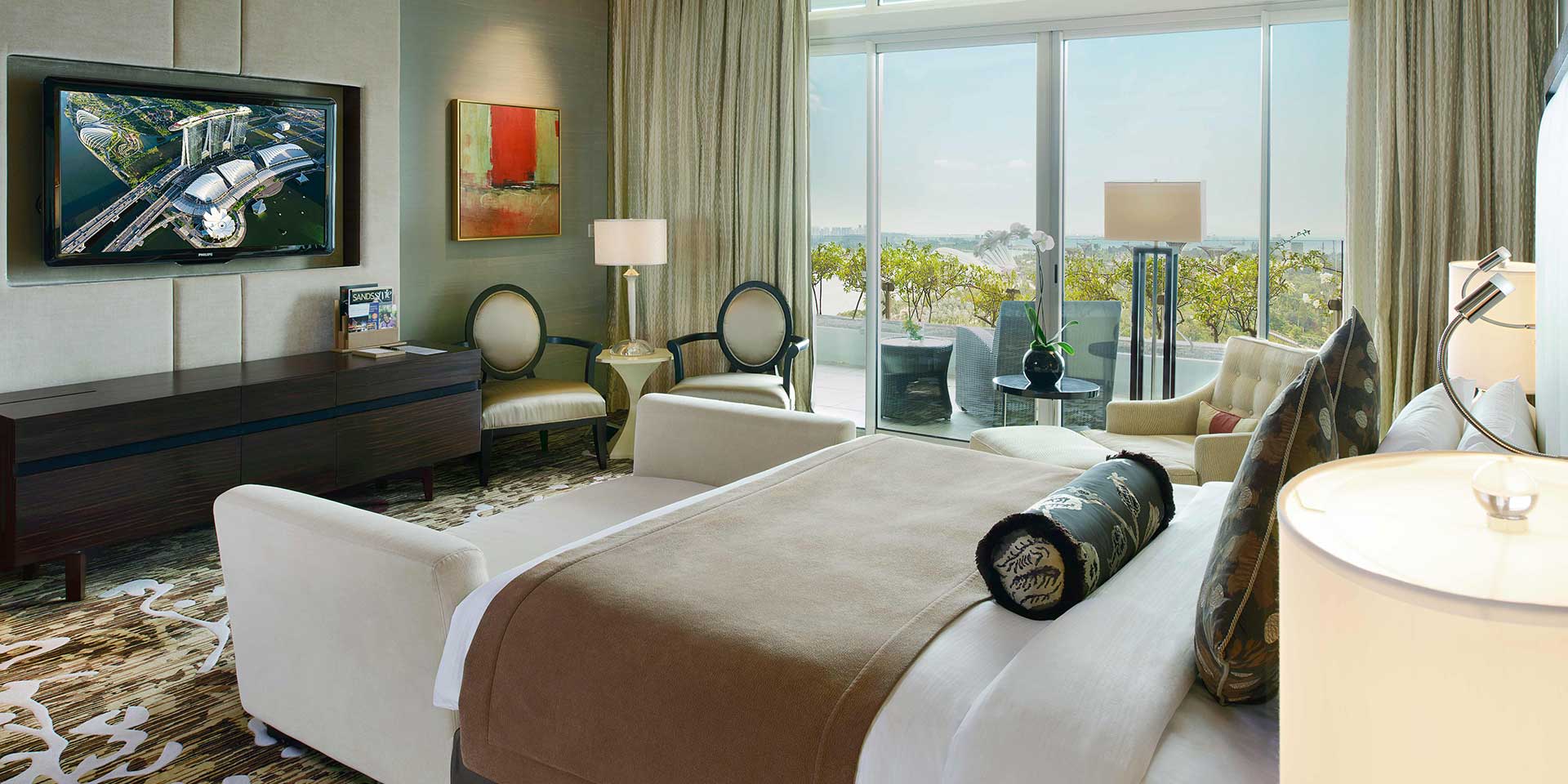 Straits Suite with City View, at Marina Bay Sands